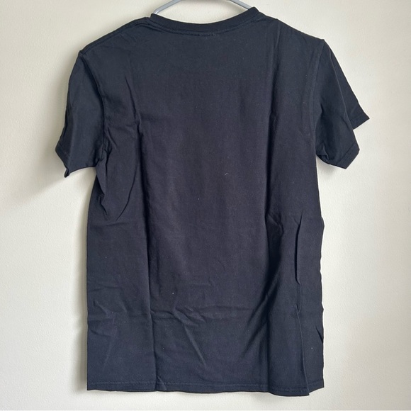 "the only thing tougher than a trucker is a truckers wife" graphic tee wms small - Picture 3 of 4